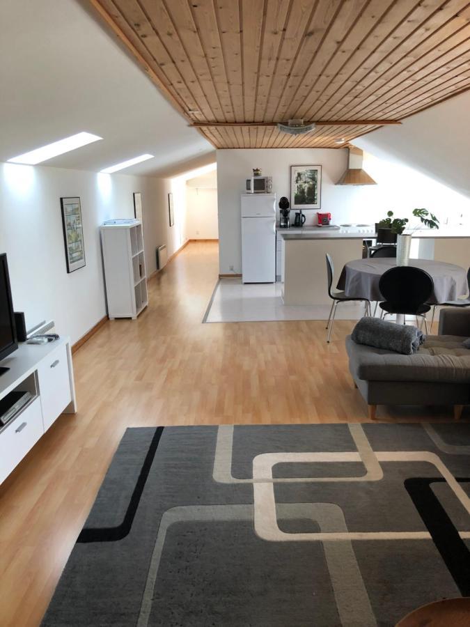 Sleep & Coffee Apartments Престё Экстерьер фото