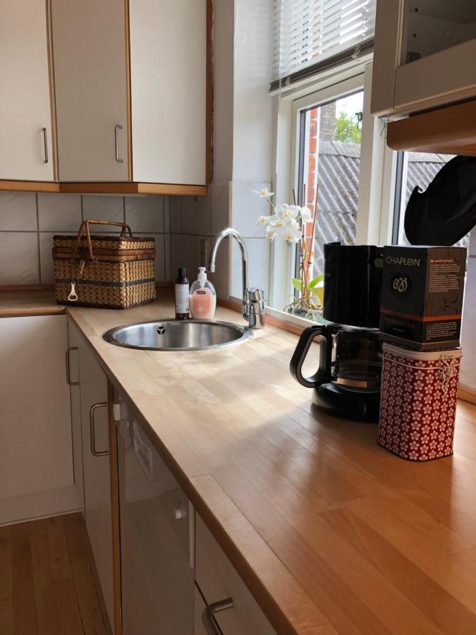 Sleep & Coffee Apartments Престё Экстерьер фото
